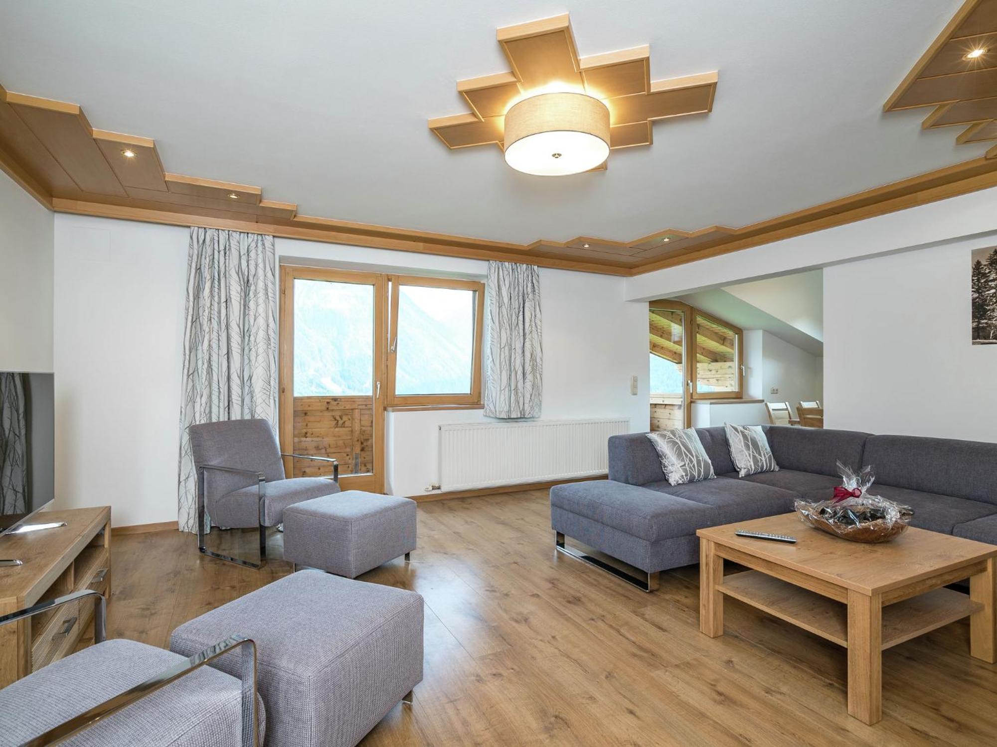 Chalet In Koenigsleiten Near Ski Area With Sauna Экстерьер фото